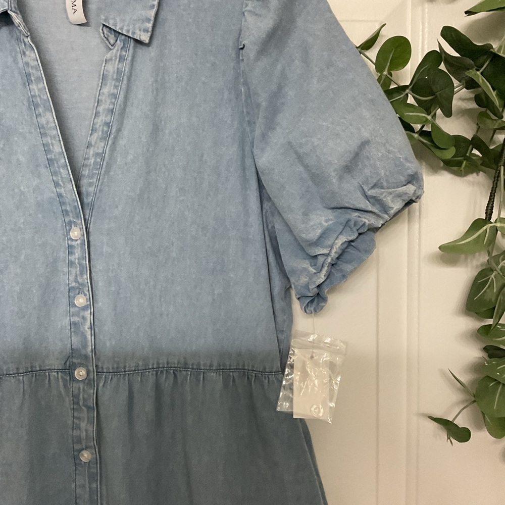 GRACE + KARMA Light Blue Button-Front Tiered Midi Dress. SIZE S - Picture 5 of 8